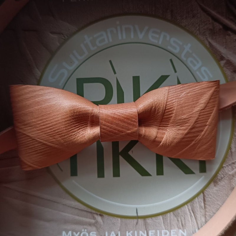 Ihanuus 6 &ndash; Natural Strap